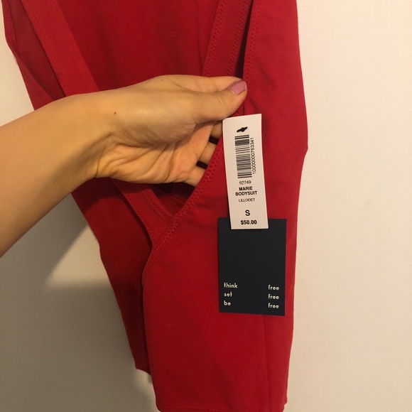 Aritzia Marie Bodysuit Red Wilfred Small NEW - Picture 4 of 4